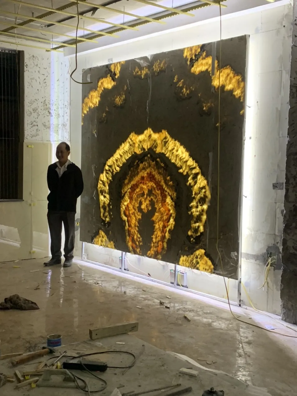 thi công tranh đá xuyên sáng